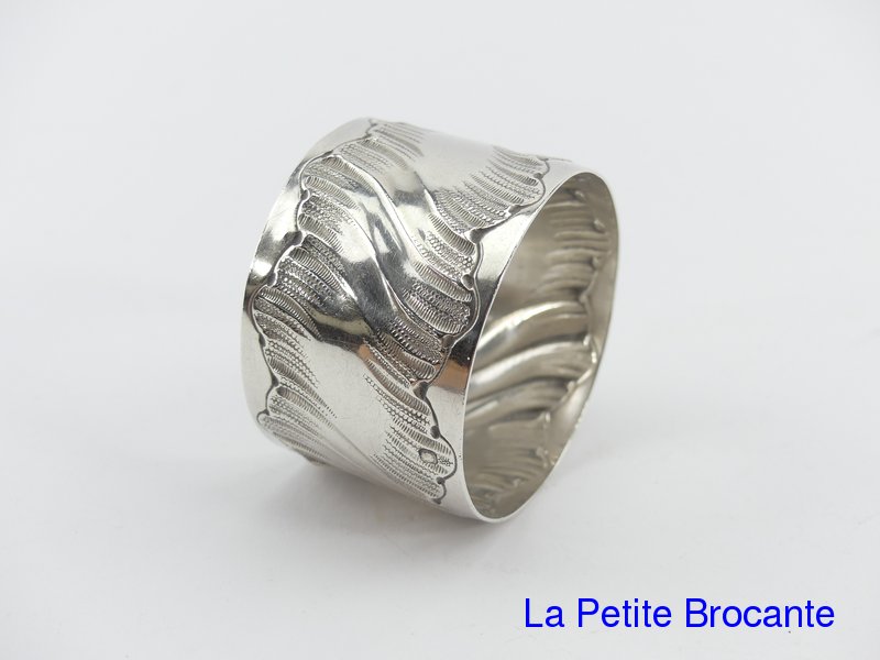 Rond de serviette argent gravé