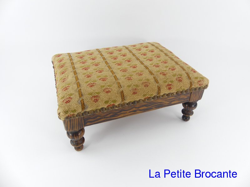 Marche pied repose pied bois massif tabouret vintage - La Brocante Occitane