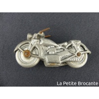 ancien_jouet_motard_en_aluminium_11