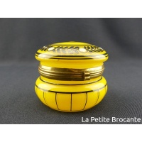 ancien_poudrier_en_verre_peint_2