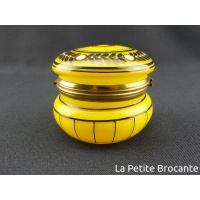 ancien_poudrier_en_verre_peint_4