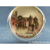 ancien_presse_papier_en_verre_souvenir_de_carcassonne_2