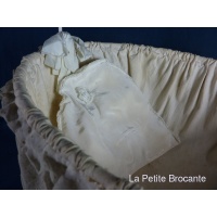 ancienne_bercelonnette_de_poupe_6