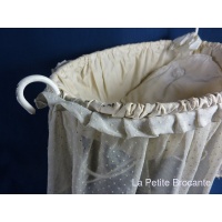 ancienne_bercelonnette_de_poupe_7