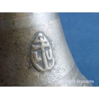 ancienne_cloche_en_bronze_croix_de_lorraine_3