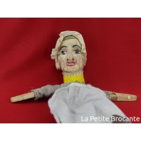 ancienne_marionnette_de_guignol_madelon_8