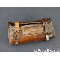 ancienne_sacoche__outils_de_vlo_1
