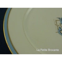 assiettes_plates_en_porcelaine_monogramme_ej_4