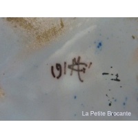 bouquetire_fleur_de_lys_en_faence_de_desvres_go_martel_11