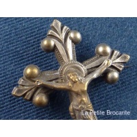 broche_crucifix_en_laiton_2