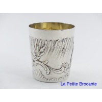 christofle_timbale_en_argent_et_vermeil_grave_colette_2