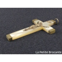 croix_de_baptme_en_nacre_et_argent_2_1087350579