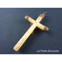 croix_de_baptme_en_nacre_et_argent_4