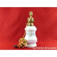 lampe__ptrole_en_porcelaine_monte_en_lampe_2