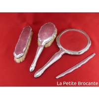 ncessaire_de_coiffure_en_argent_800_1