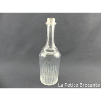 paire_de_carafes_anciennes_forme_bouteilles_7