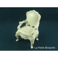 paire_de_fauteuils_botes_miniatures_en_porcelaine_2