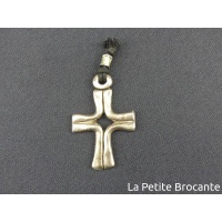 pendentif_croix_fantaisie_en_mtal_argent_1