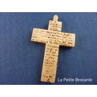 petite_croix_en_bois_sculpt_6