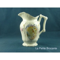 pot__lait_en_porcelaine_1