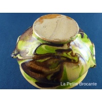 pot_couvert_en_terre_vernisse_dtail_fond