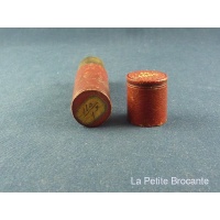 tui__louis_dor_en_laiton_et_cuir_rouge_4