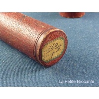 tui__louis_dor_en_laiton_et_cuir_rouge_5